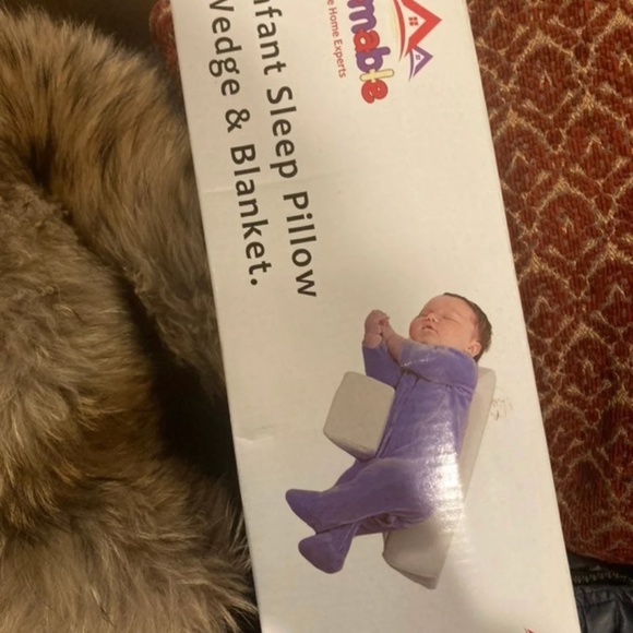 Baby wedge pillow & blanket NIB - Picture 4 of 4